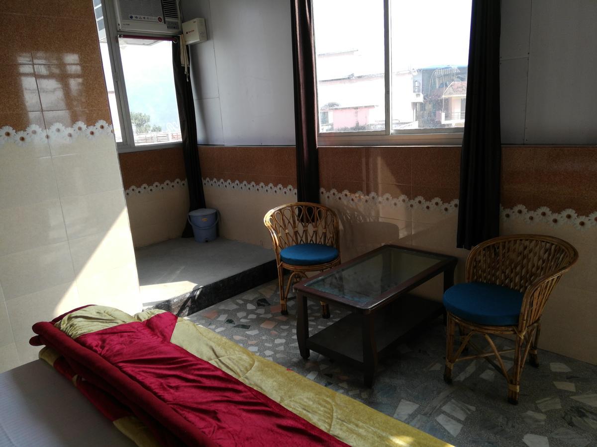 Raahi The Travellers Nest Hotel Rishīkesh Екстериор снимка